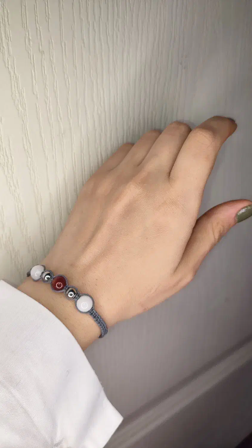 دستبند و گردنبند های سنگی|جواهرات|قزوین, |دیوار