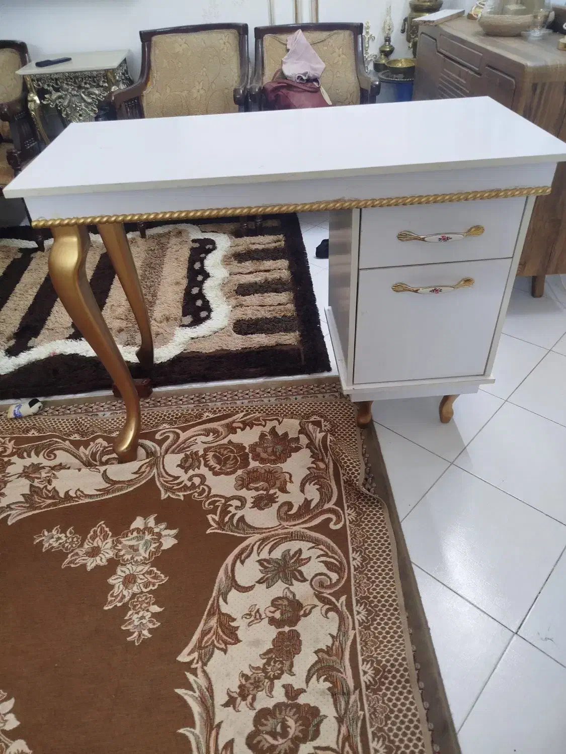 میز ناخن|آرایشگاه و سالنهای زیبایی|مشهد, تربیت (صدف)|دیوار