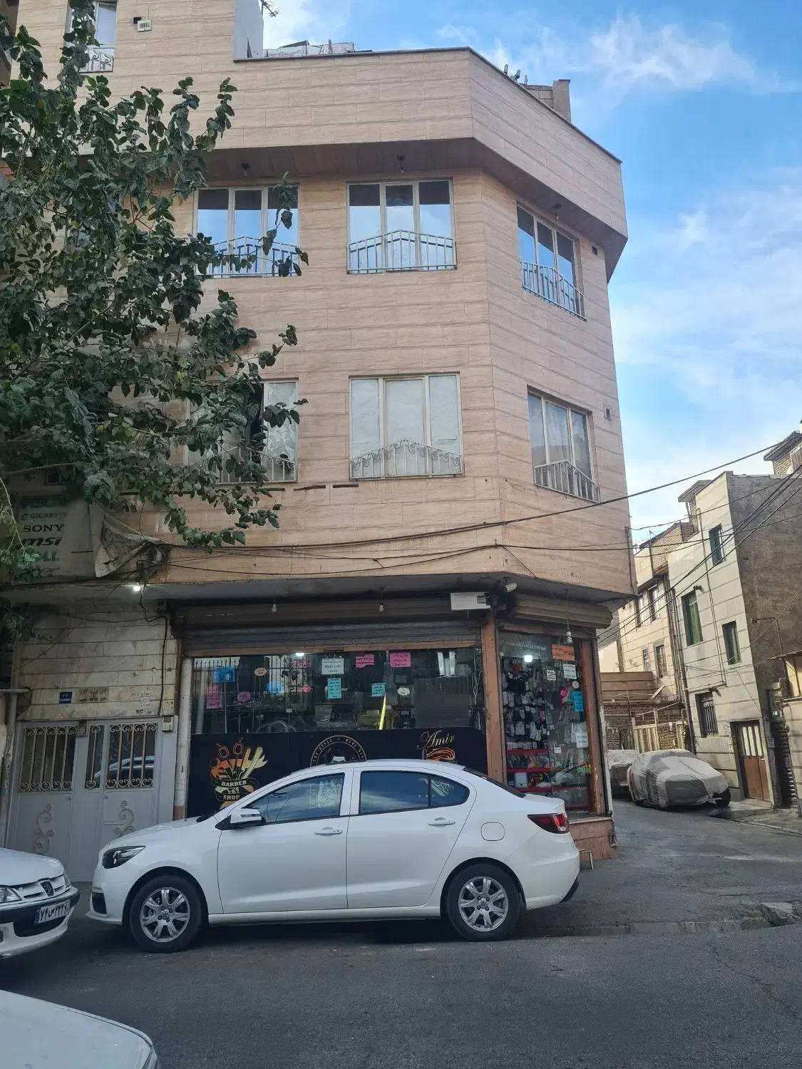 آپارتمان دونپش در خیابان اصلی|فروش آپارتمان|تهران, نعمت‌آباد|دیوار