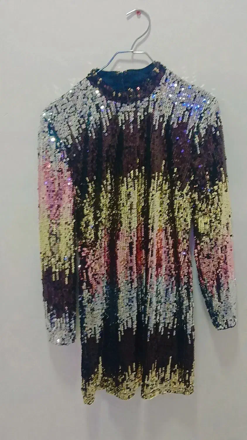 لباس|لباس|نقده, |دیوار