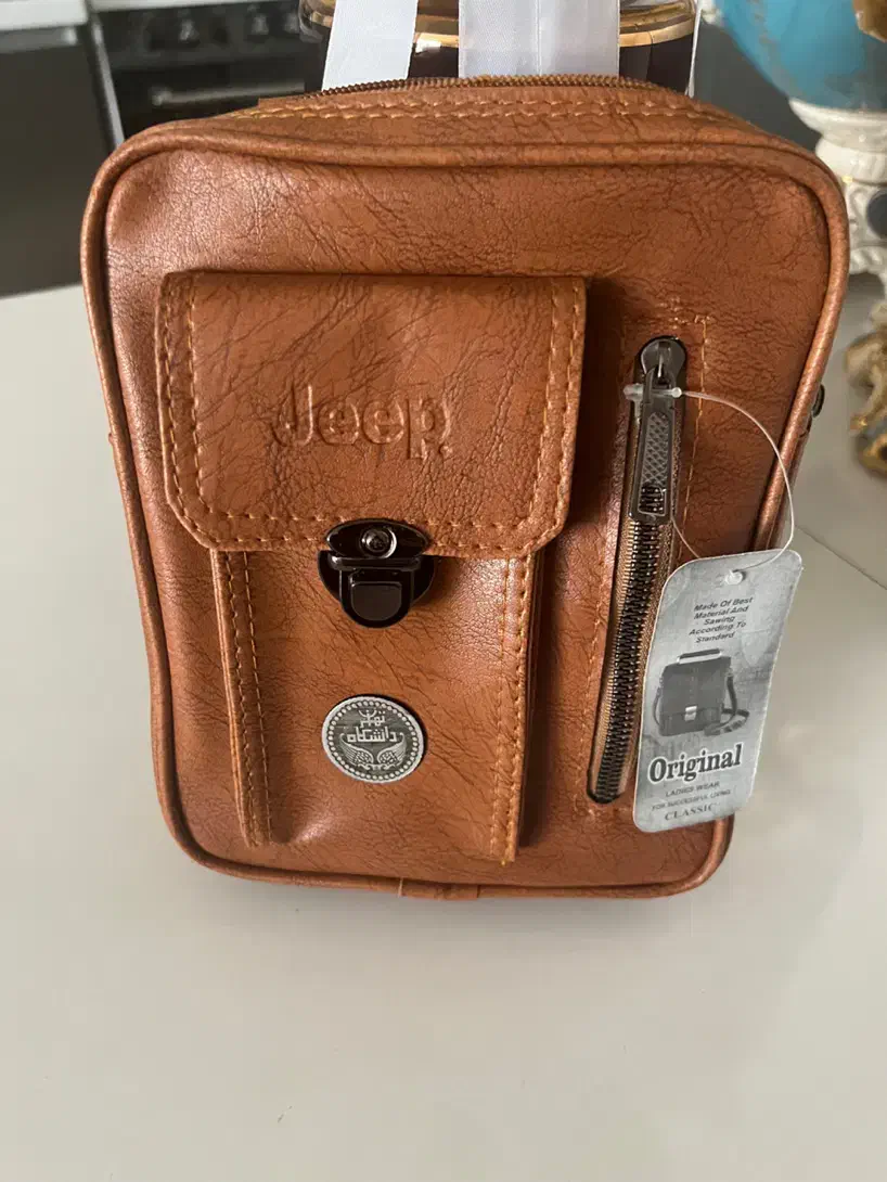 کیف دوشی نونو با اتیکت|کیف، کفش، کمربند|تهران, بوستان بعثت (باغ آذری)|دیوار