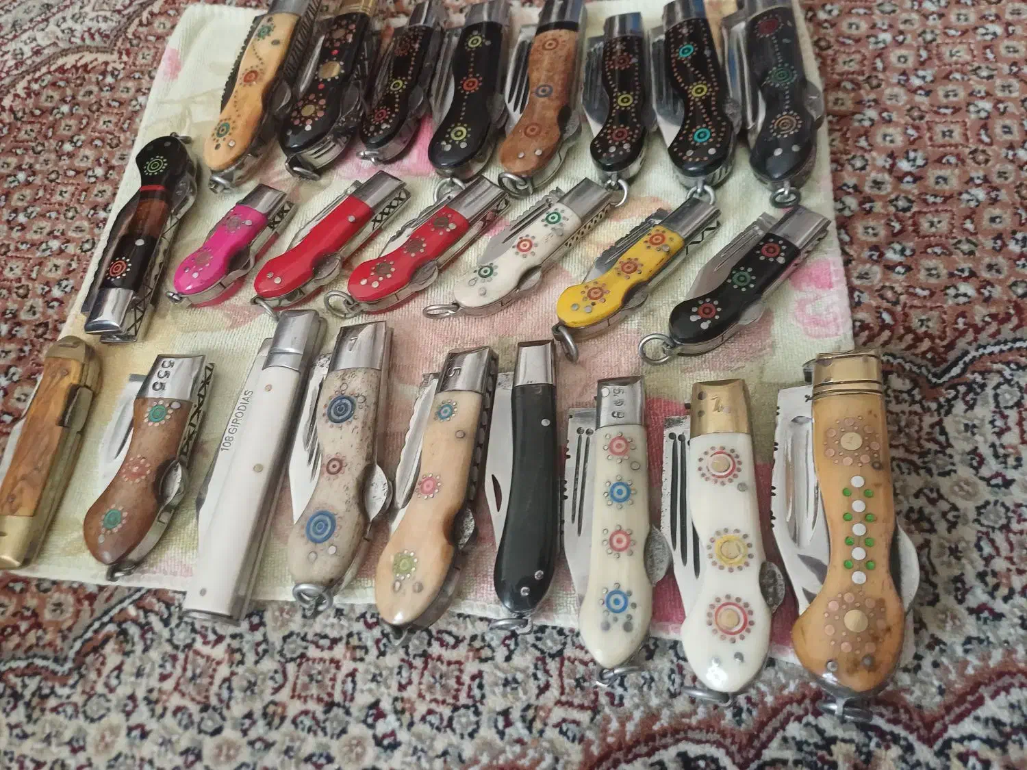 چاقو بابا چاقوهای بابا کوچیک بزرگ|کلکسیون اشیاء عتیقه|ارومیه, |دیوار