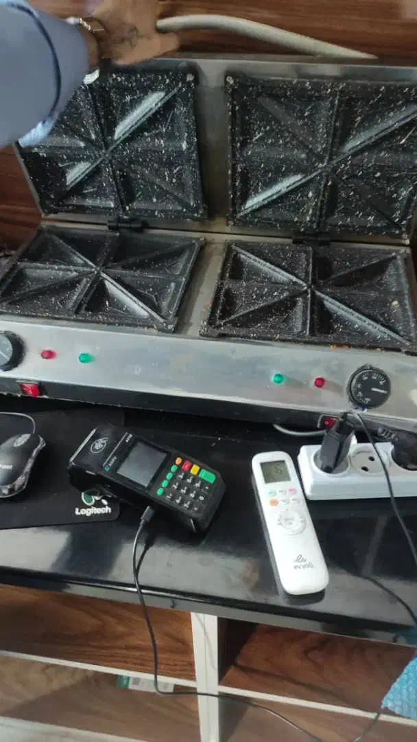 فروش کامل کافه قهوهای|کافیشاپ و رستوران|سراوان, |دیوار