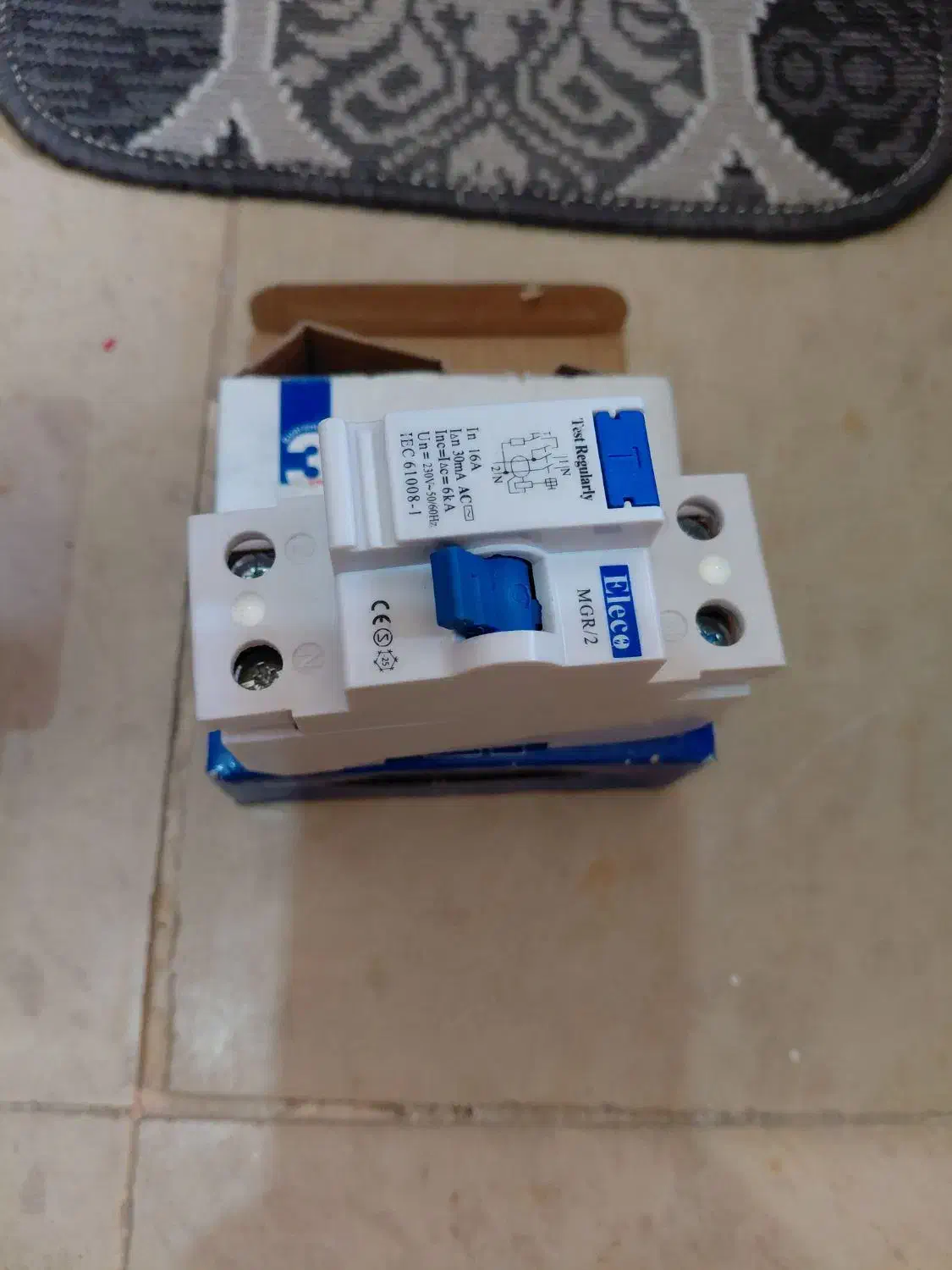 کلید محافظ جان و پرژکتور|لامپ و چراغ|نسیمشهر, |دیوار