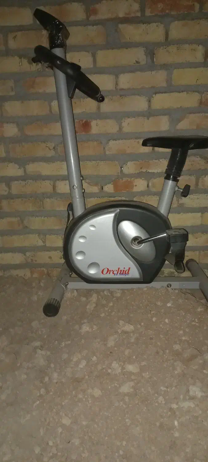 دوچرخه ثابت|تجهیزات ورزشی|رباطکریم, الارد|دیوار