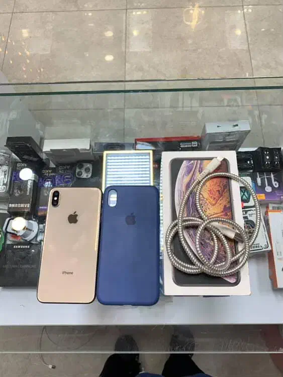 ایفون xs max بدون نقطه قیمت مفت|موبایل|گنبد کاووس, |دیوار