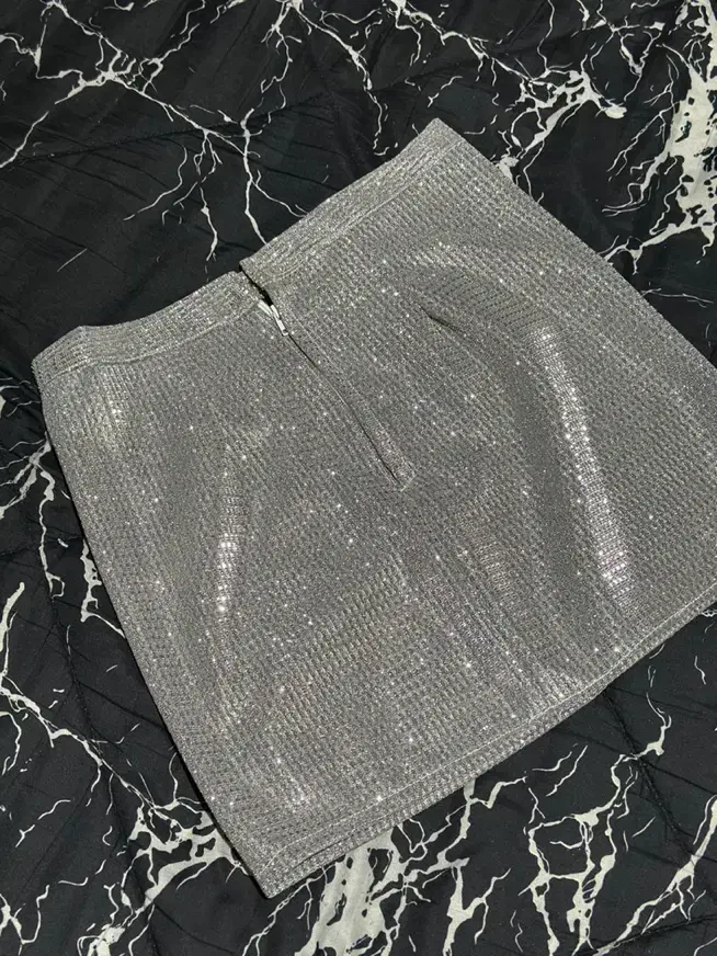 کراپ و دامن|لباس|اراک, |دیوار