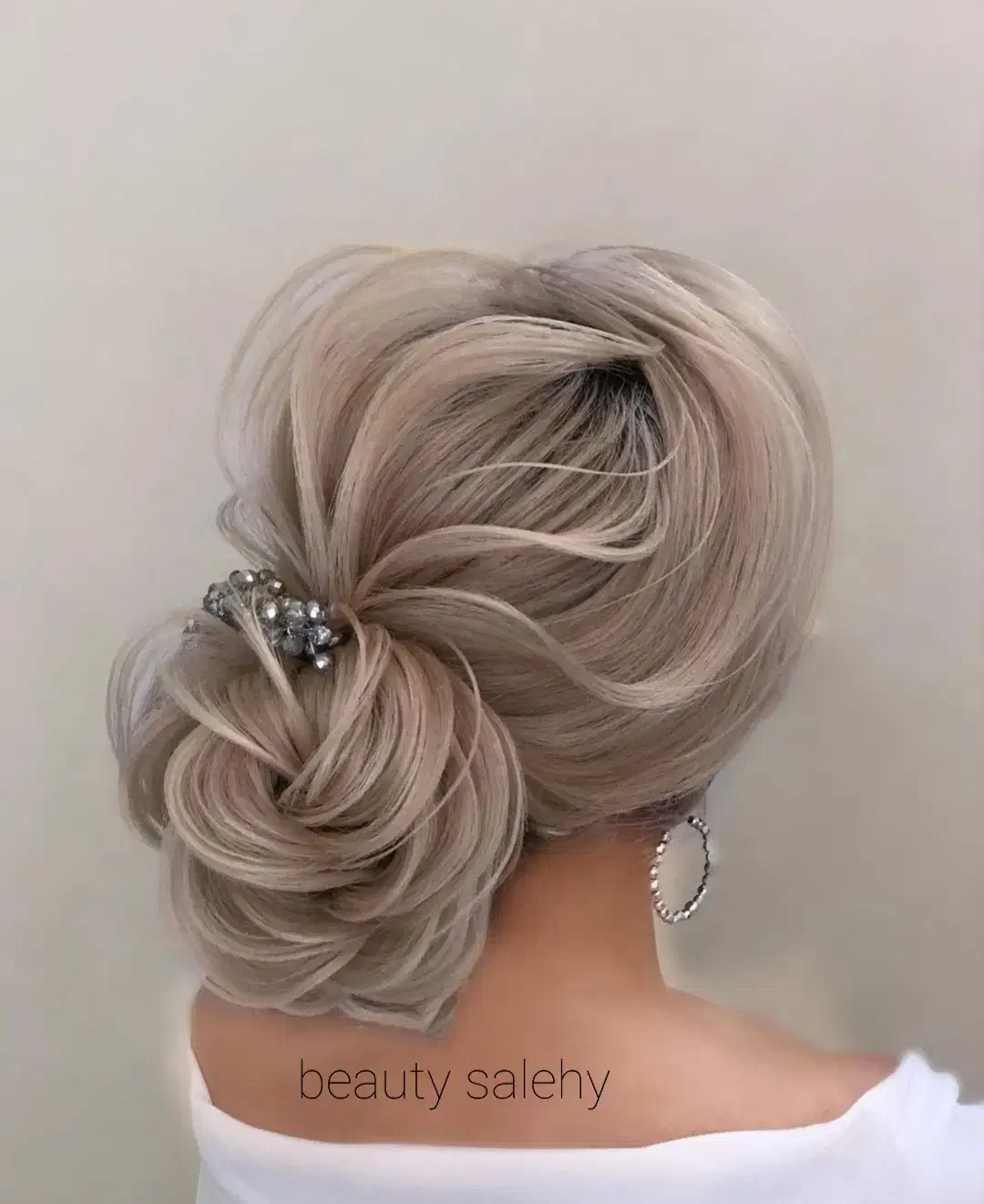 آموزش شنیون به همراه کار تضمینی|خدمات آموزشی|مشهد, ایثار|دیوار