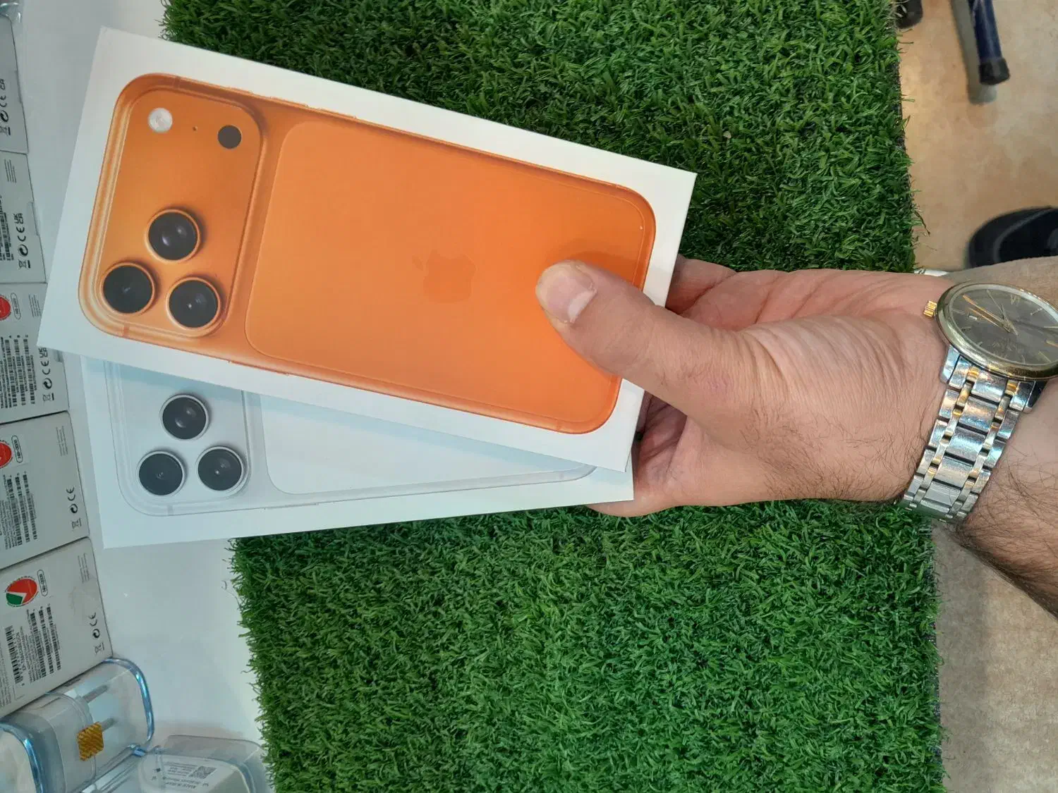 گوشی شکسته و خراب بالاترین قیمت|موبایل|بروجرد, |دیوار