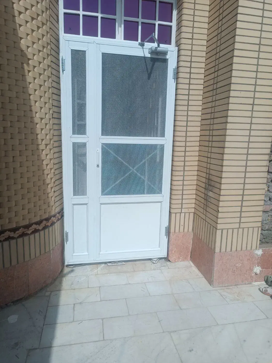 درب و پنجره دوجداره و آلومینیوم|خدمات پیشه و مهارت|زابل, |دیوار