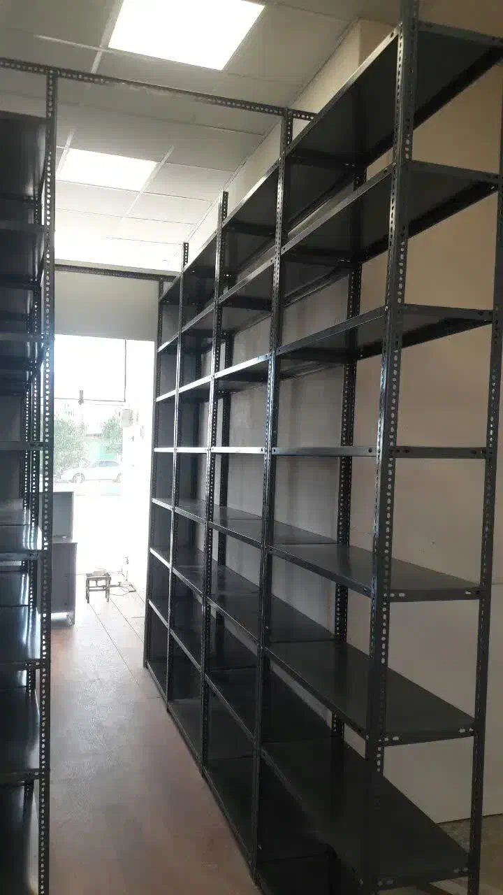 قفسه ومیز پیش خوان برای لوازم یدکی وغیره|فروشگاه و مغازه|اسالم, |دیوار