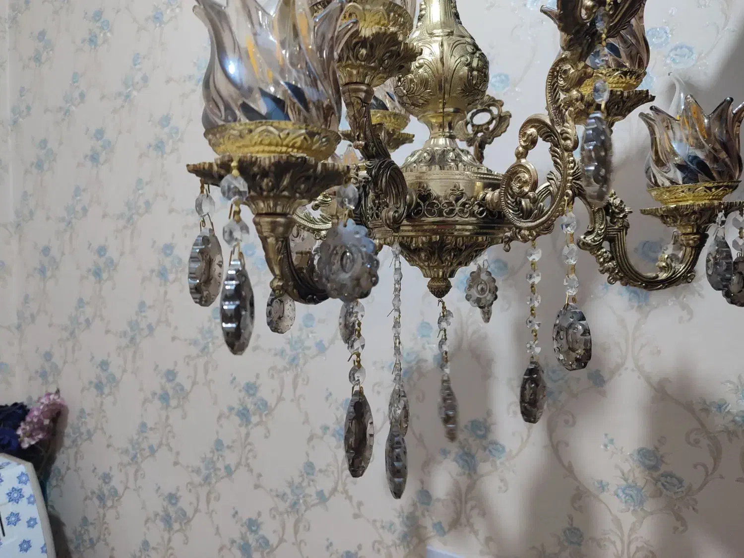 لوستر سه شاخه برنجی نو و۶شعله تمیز|لوستر و چراغ آویز|مشهد, هنرور|دیوار