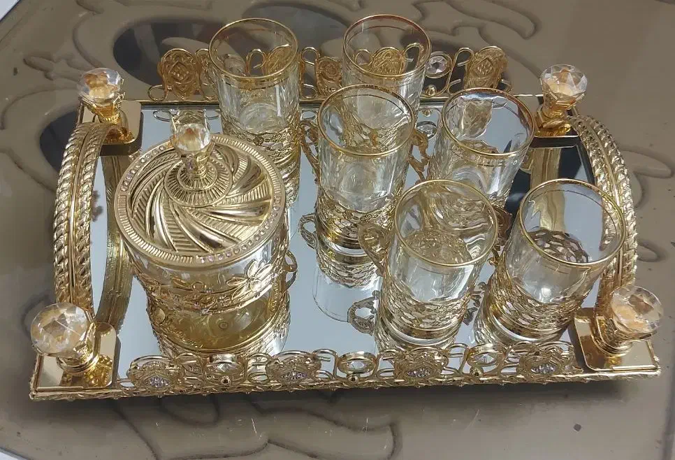 ست چایخوری فلزی طلایی|ظروف سرو و پذیرایی|قم, پامنار|دیوار