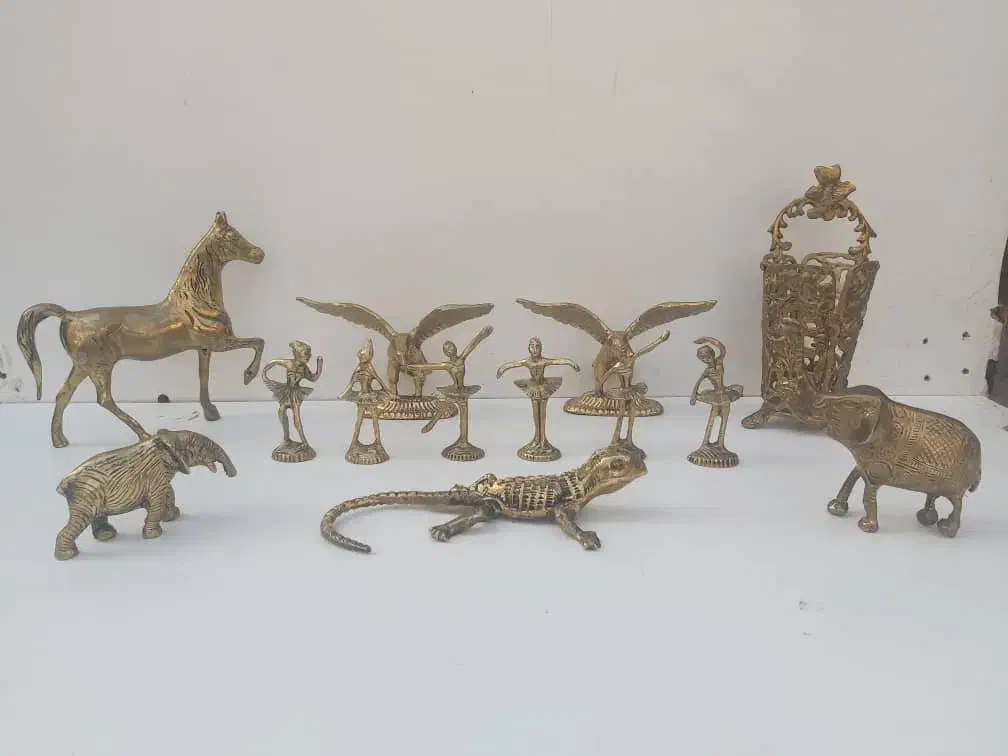 مجسمه برنجی تندیس|مجسمه، تندیس، ماکت|تهران, سنگلج (شاپور)|دیوار