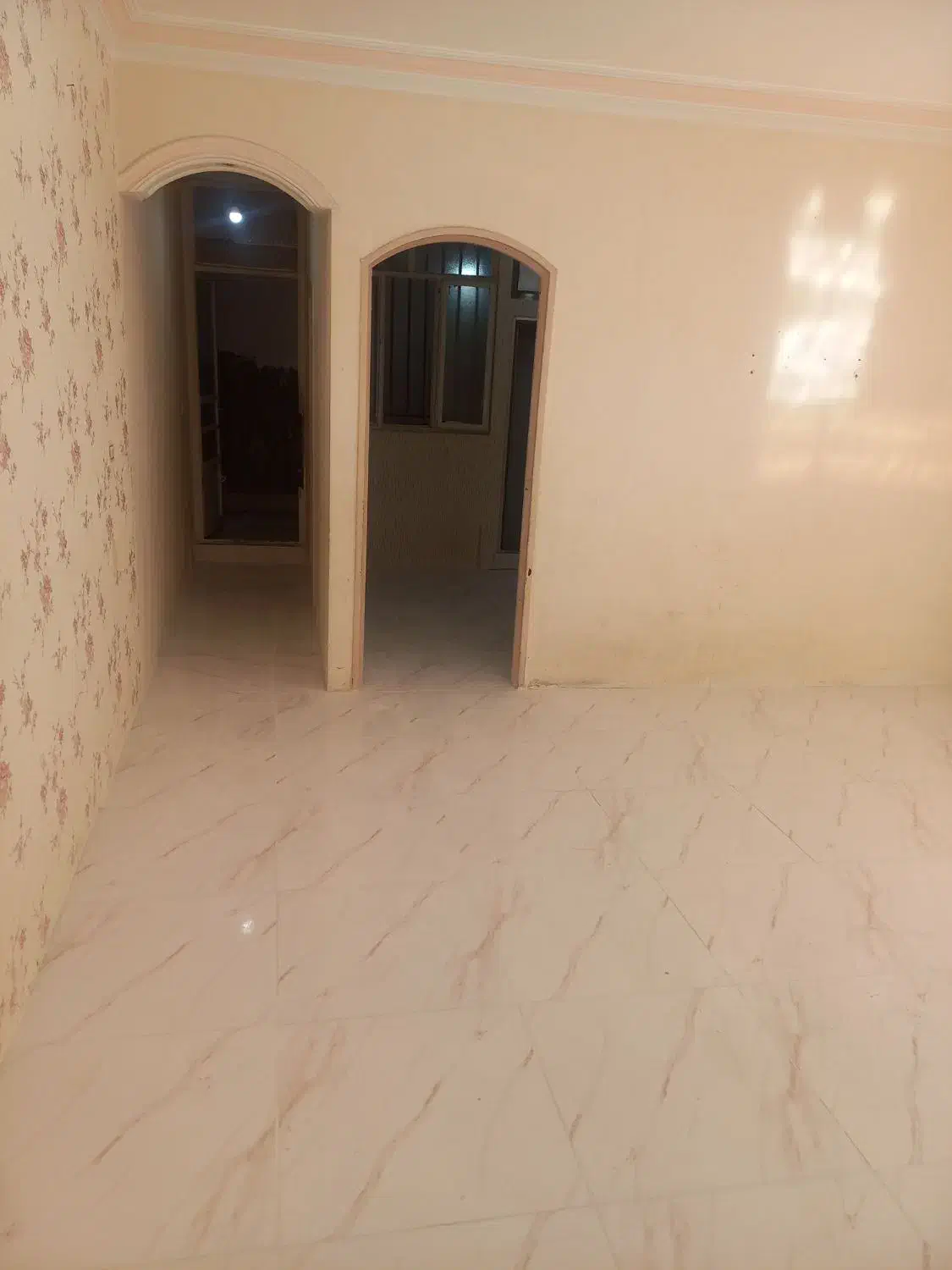 یگ واحد اپارتمان طبقه دوم روی پیلوت|فروش آپارتمان|مشهد, کوی المهدی|دیوار