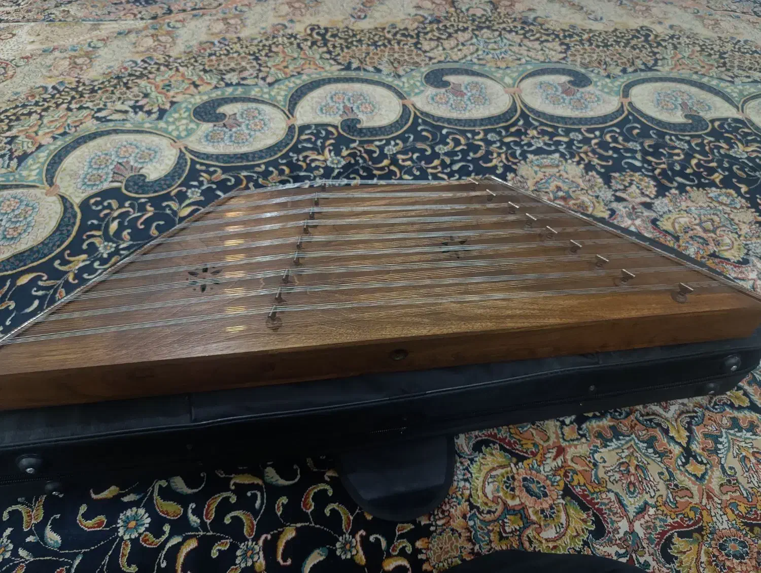 سنتور|سازهای سنتی|کاشان, آیت الله سعیدی|دیوار