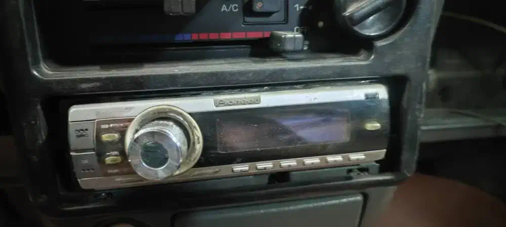 ظبط پایونر|صوتی و تصویری|کاشان, قطب راوندی|دیوار