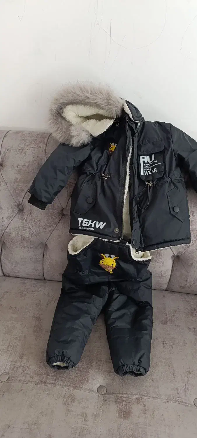 بیلر و کاپشن بچگانه|کفش و لباس بچه|مبارکه, |دیوار