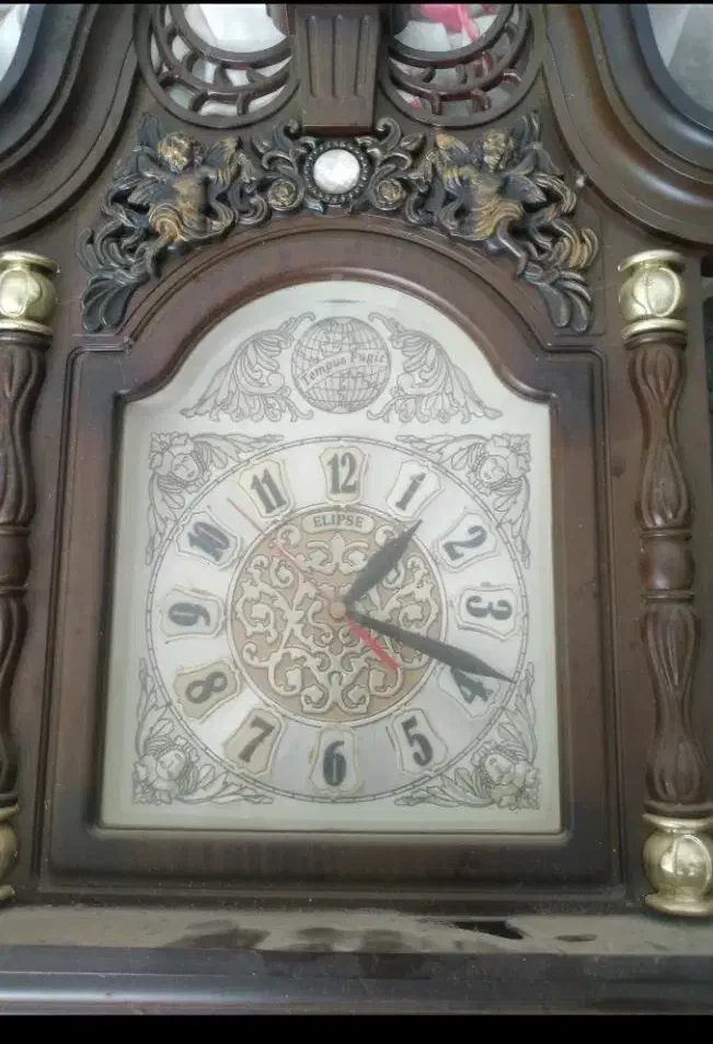 تعدادی ساعت دیواری|ساعت دیواری و تزئینی|آزادشهر, |دیوار