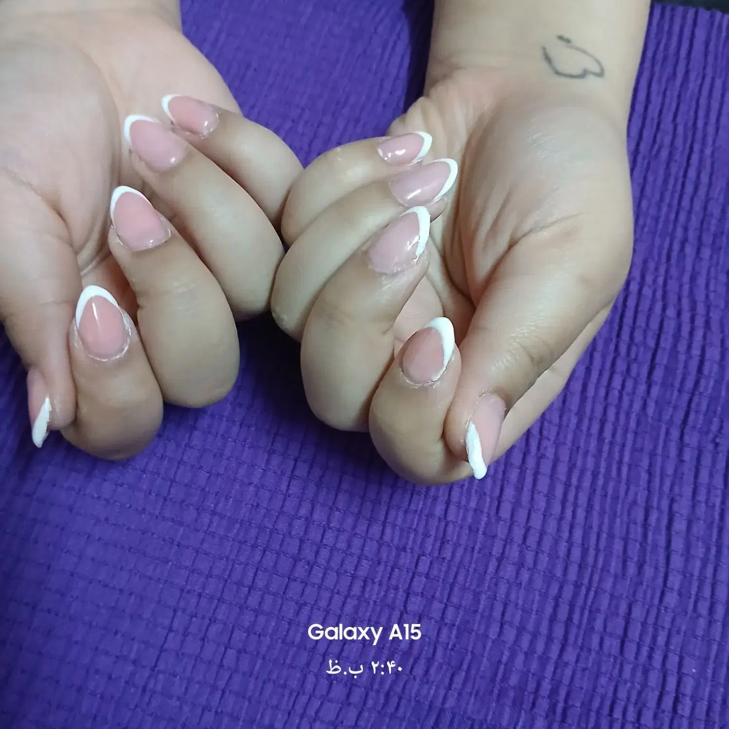 خدمات ناخن به مناسبت یلدا ۵۰ درصد تخفیف جا نمونی|خدمات آرایشگری و زیبایی|آزادشهر, |دیوار