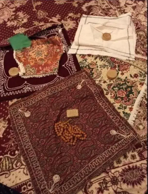 جانماز قدیمی|کلکسیون اشیاء عتیقه|قم, آذر (نکویی)|دیوار