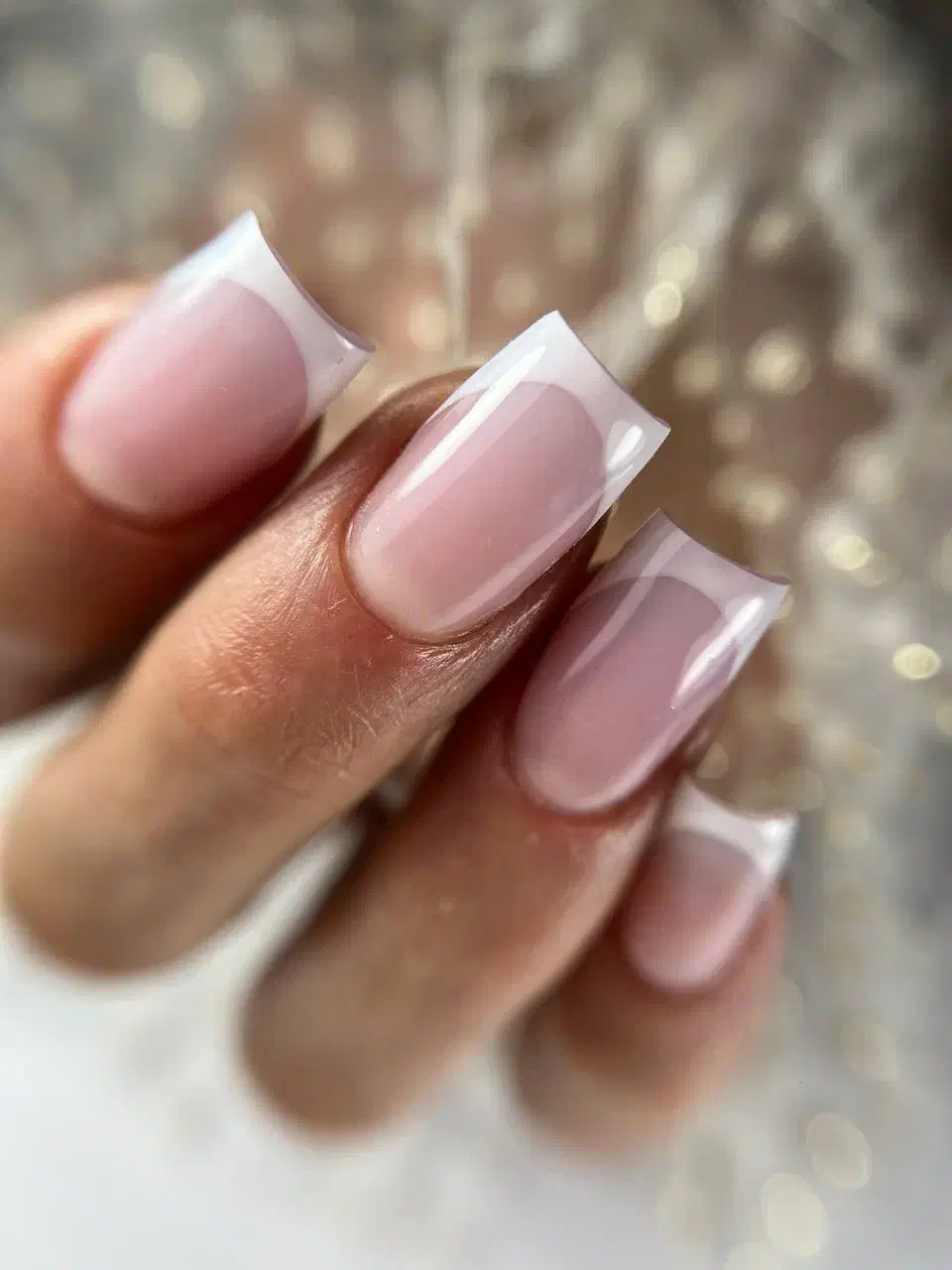 کاشت ناخن فقط هزینه مواد|خدمات آرایشگری و زیبایی|لاهیجان, امیرشهید|دیوار