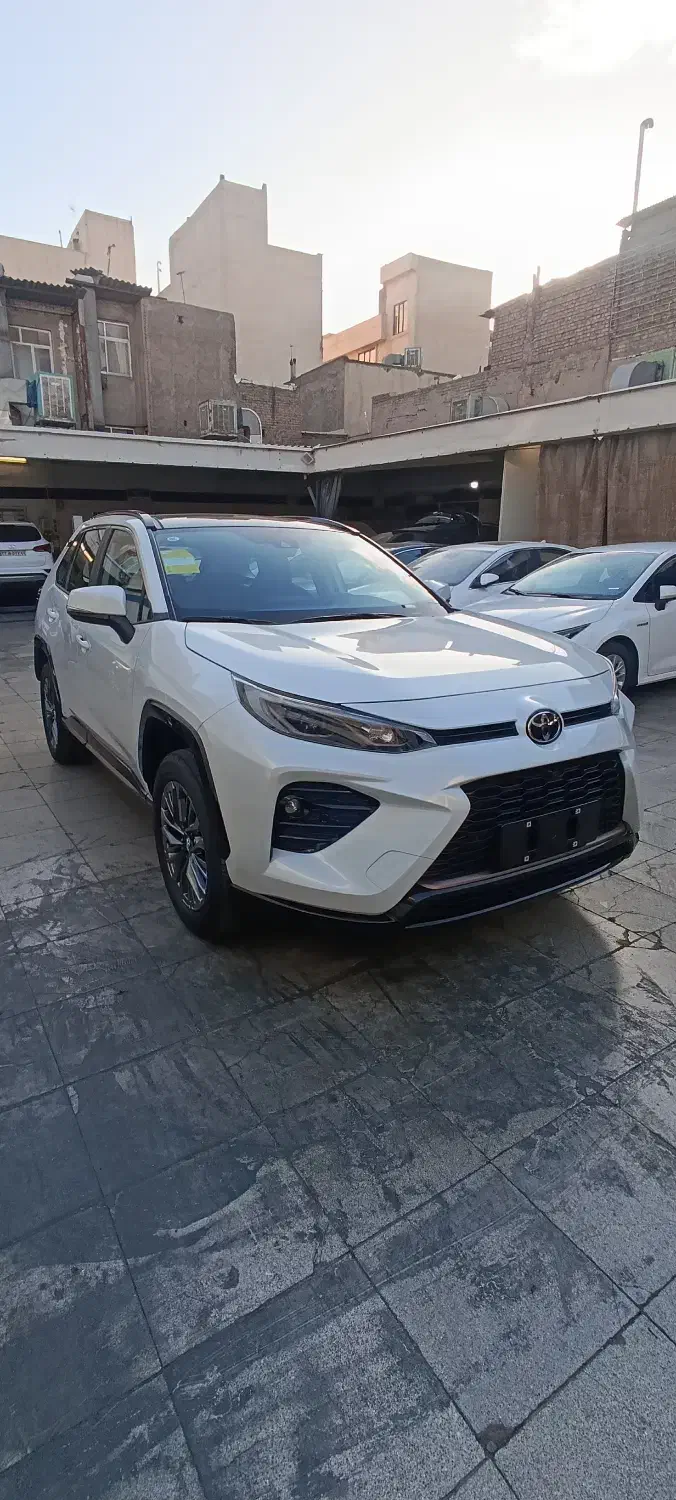 تویوتا وایلندر۲۰۲۵|خودرو سواری و وانت|اسلام‌شهر, مظفریه|دیوار