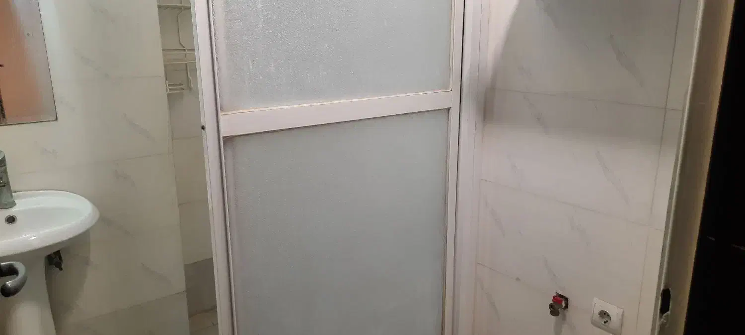 رهن و اجاره آپارتمان ۱۳۰ متری ۳ خوابه شمال ستارخان