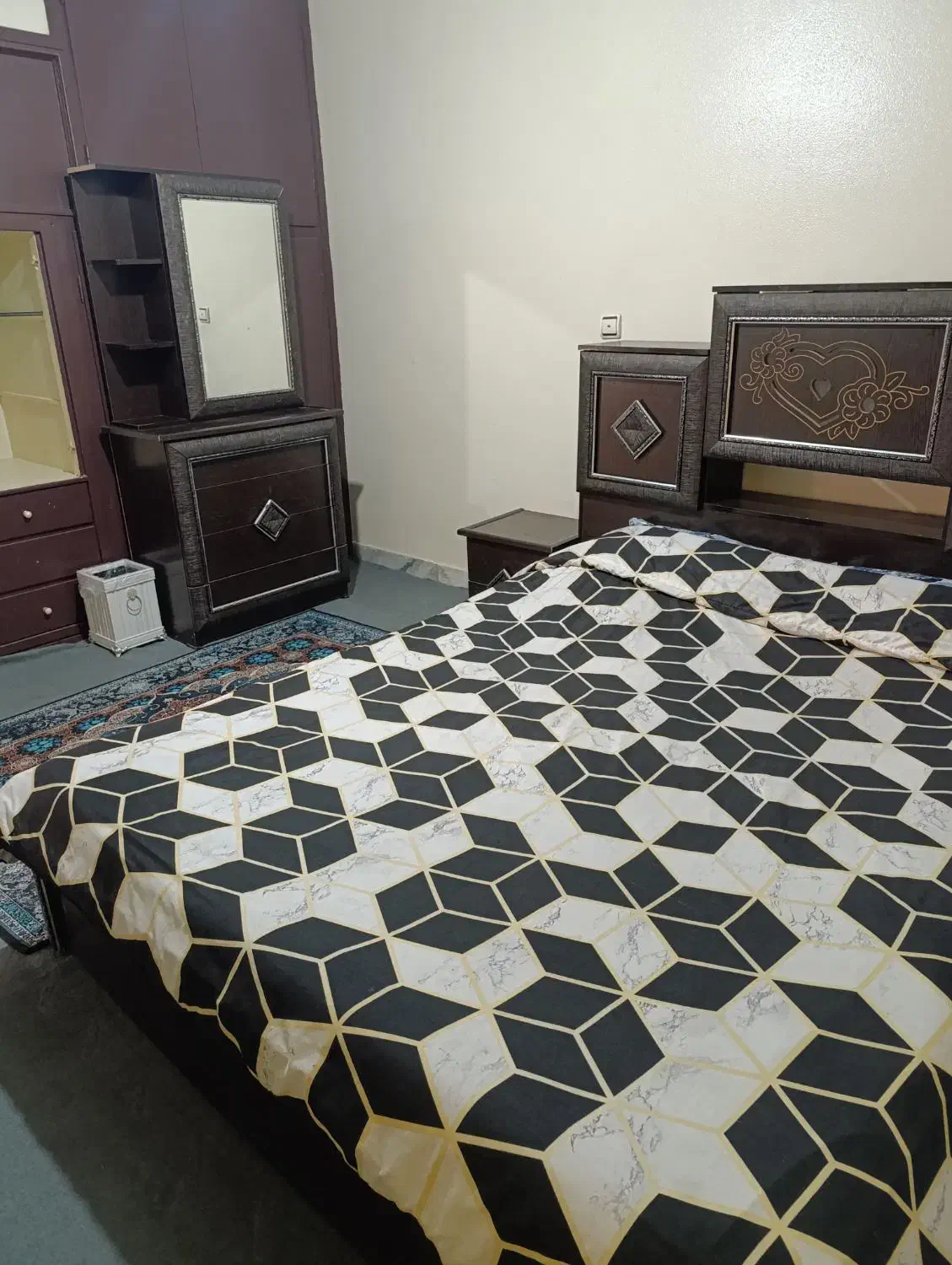 اجاره روزانه و هفتگی مستقیم از مالک|اجارهٔ کوتاه‌مدت آپارتمان و سوئیت|شاهین‌شهر, شهرک میلاد|دیوار