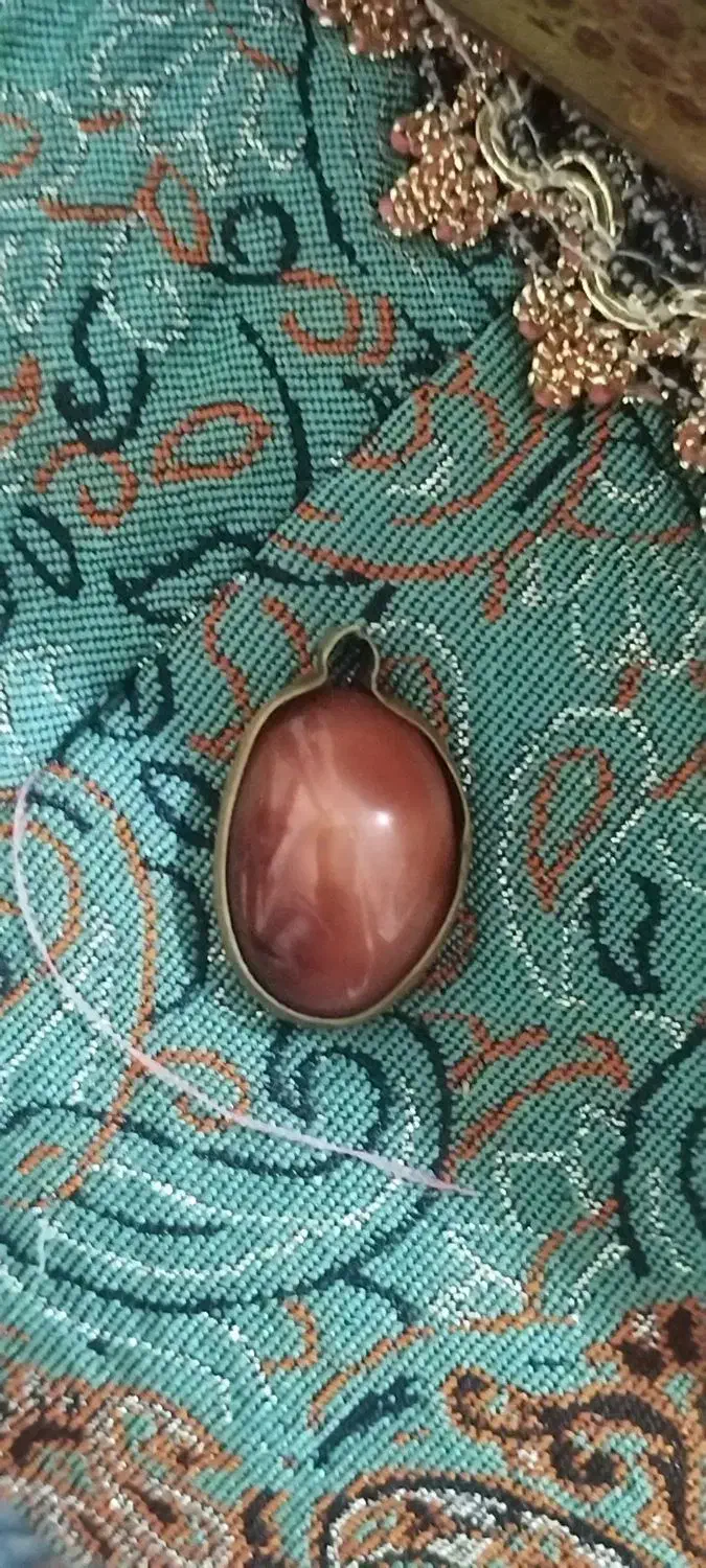 عقیق اصل قدیمی گردنبند دست ساز|جواهرات|قم, شهرک فاطمیه|دیوار