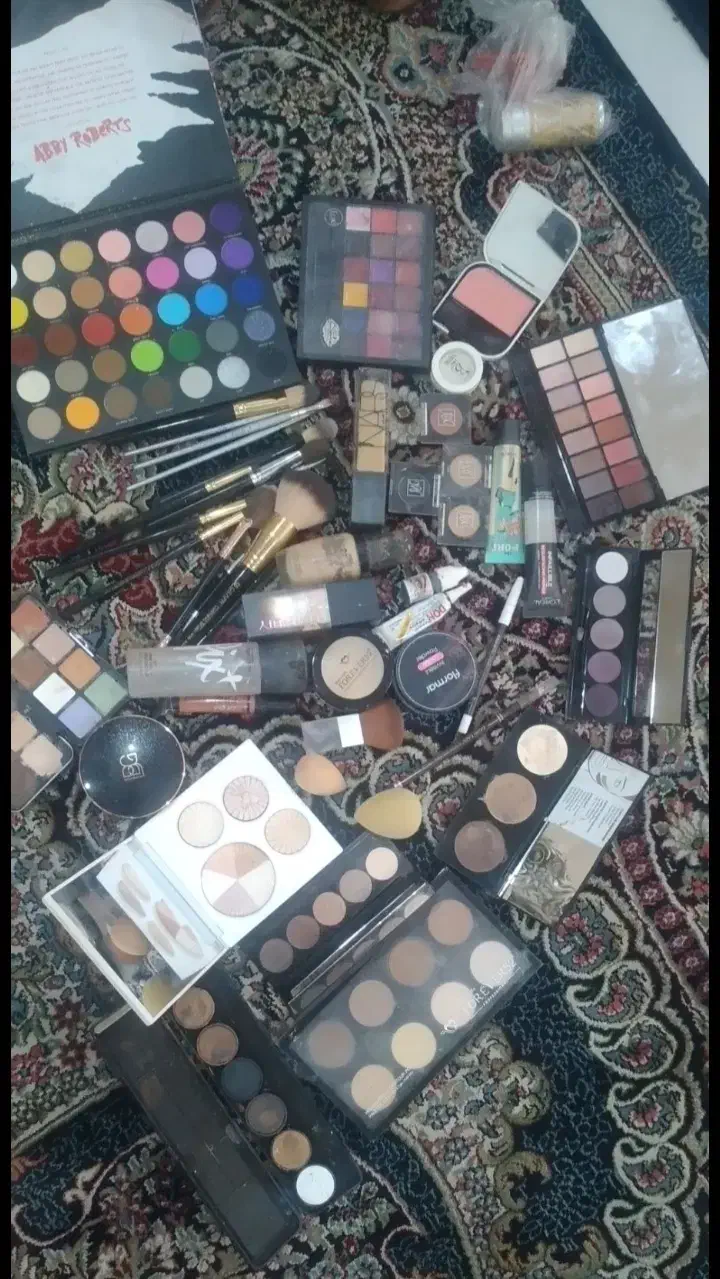 لوازم ارایشی برند نارس و استی|آرایشی، بهداشتی، درمانی|جیرفت, |دیوار