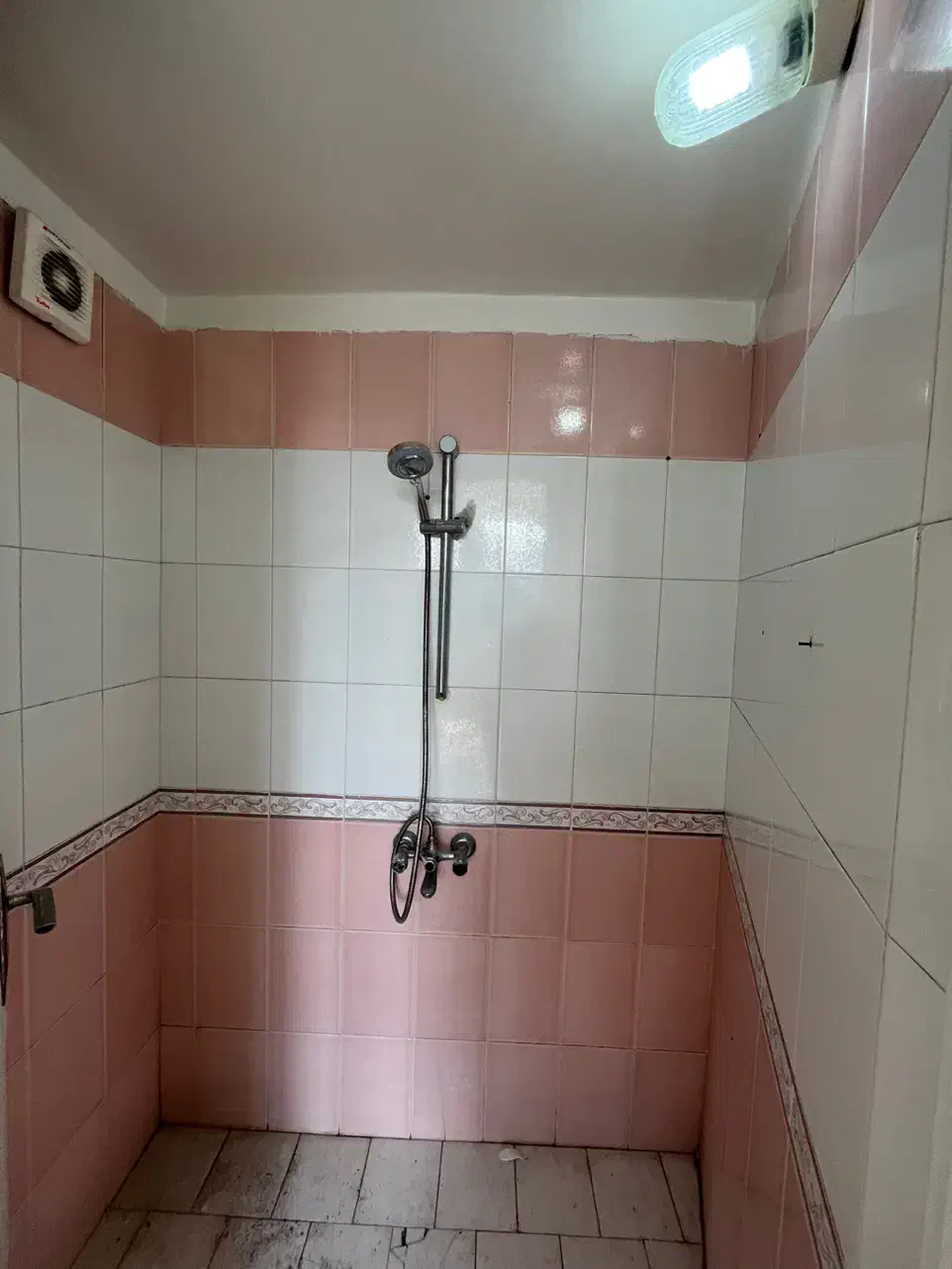 ۵۵ متر/ میدان کمال الملک / تخلیه