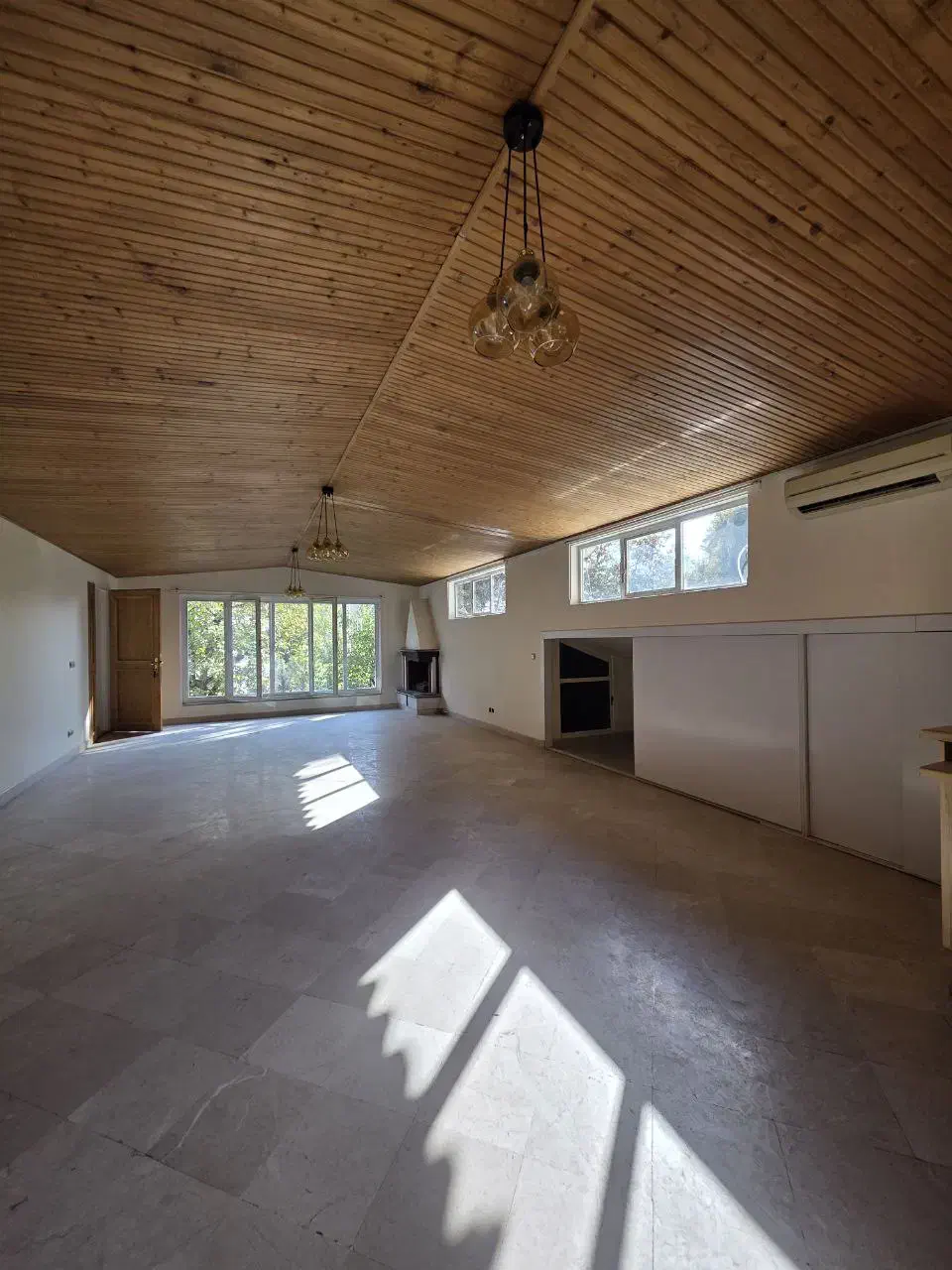 ویلایی۱۱۵ متری ۲خواب در درکه همراه با آرامش طبیعت|اجارهٔ خانه و ویلا|تهران, درکه|دیوار