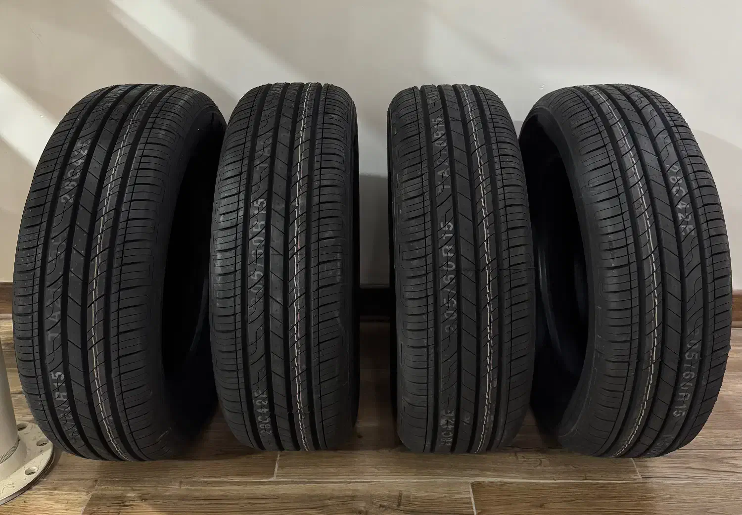 چهار حلقه لاستیک نو کومهو اصل کره جفتی ۱۲ تومان|قطعات یدکی و لوازم جانبی|میناب, |دیوار