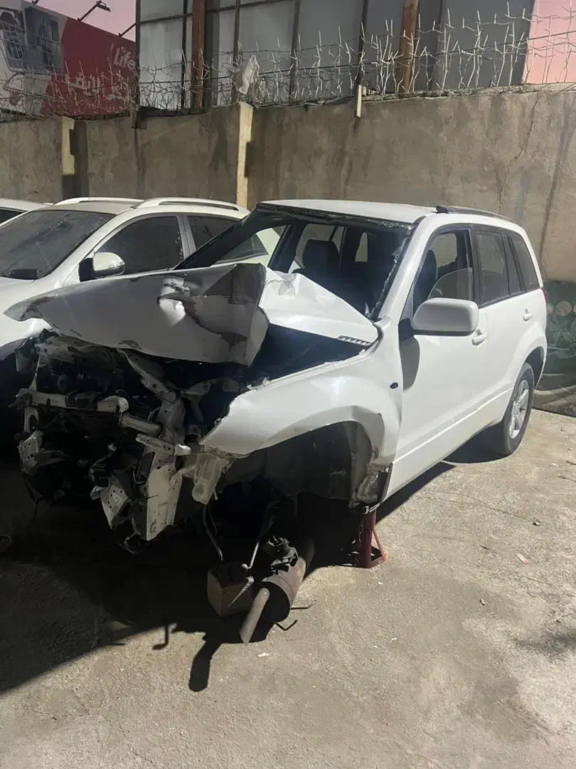 سوزوکی ویتارا تصادفی|خودرو سواری و وانت|تهران, شهید فکوری|دیوار