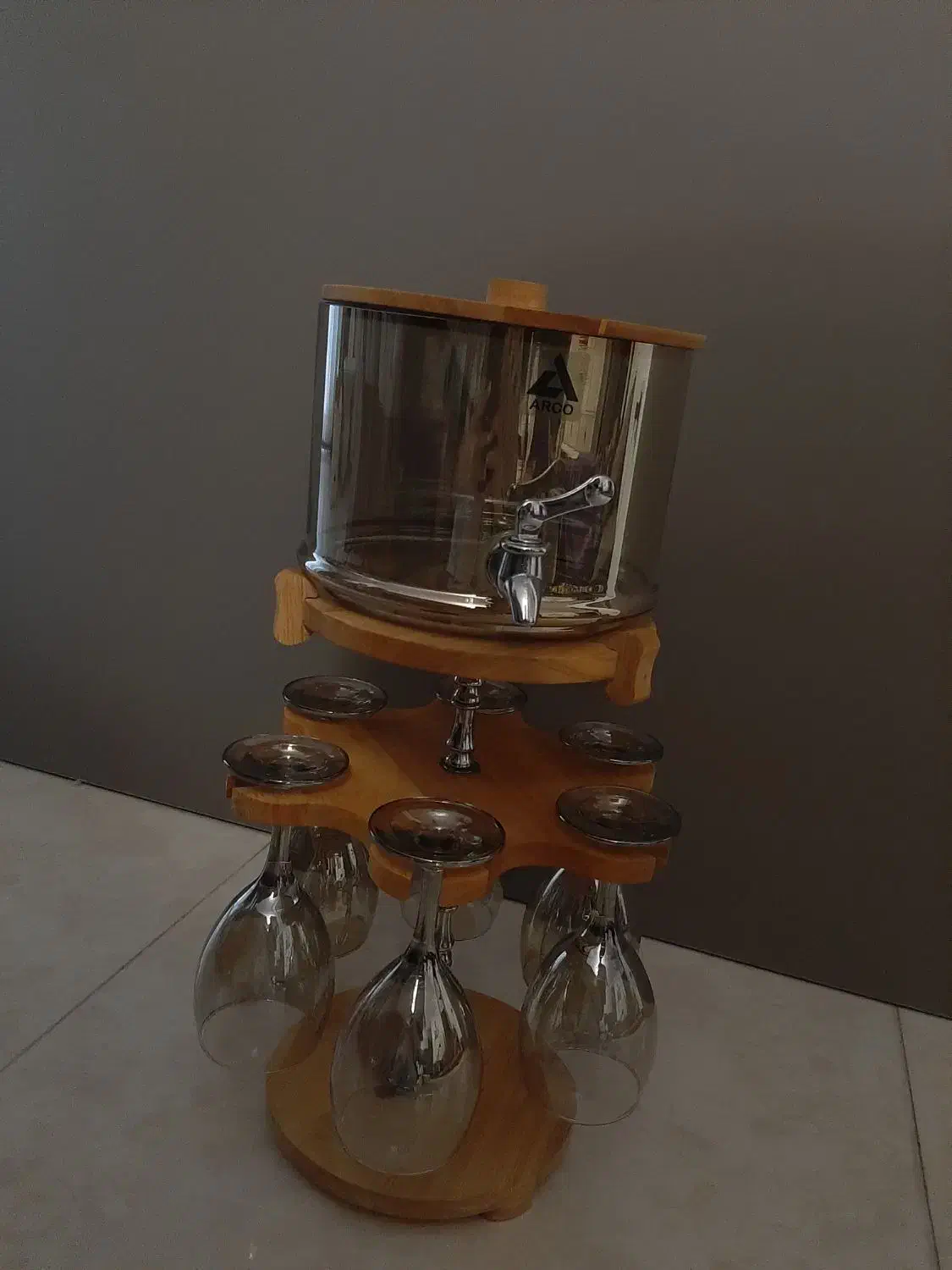 کلمن بار شیشه ای با پایه گردان چوبی|ظروف سرو و پذیرایی|تنکابن, |دیوار