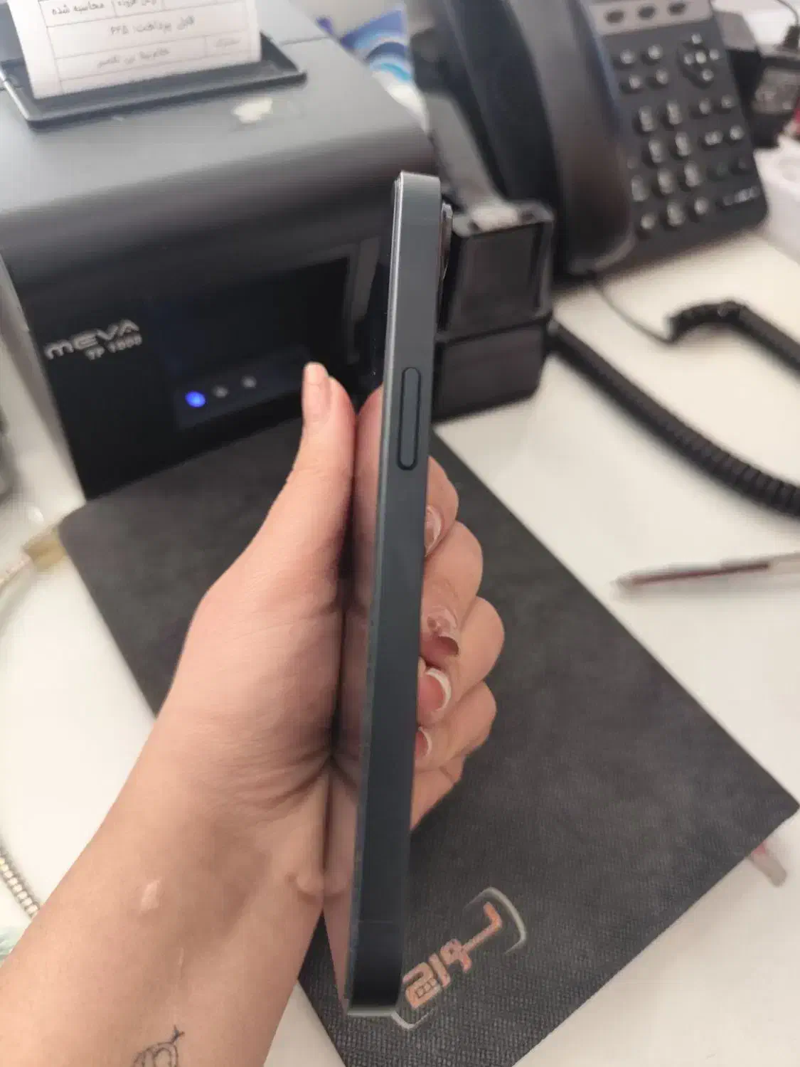 ایفون 13 نرمال|موبایل|اصفهان, مهرآباد|دیوار