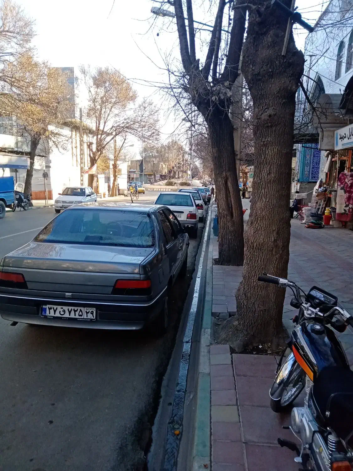 فروش مغازه نزدیک میدان معلم|فروش مغازه و غرفه|سنقر, |دیوار