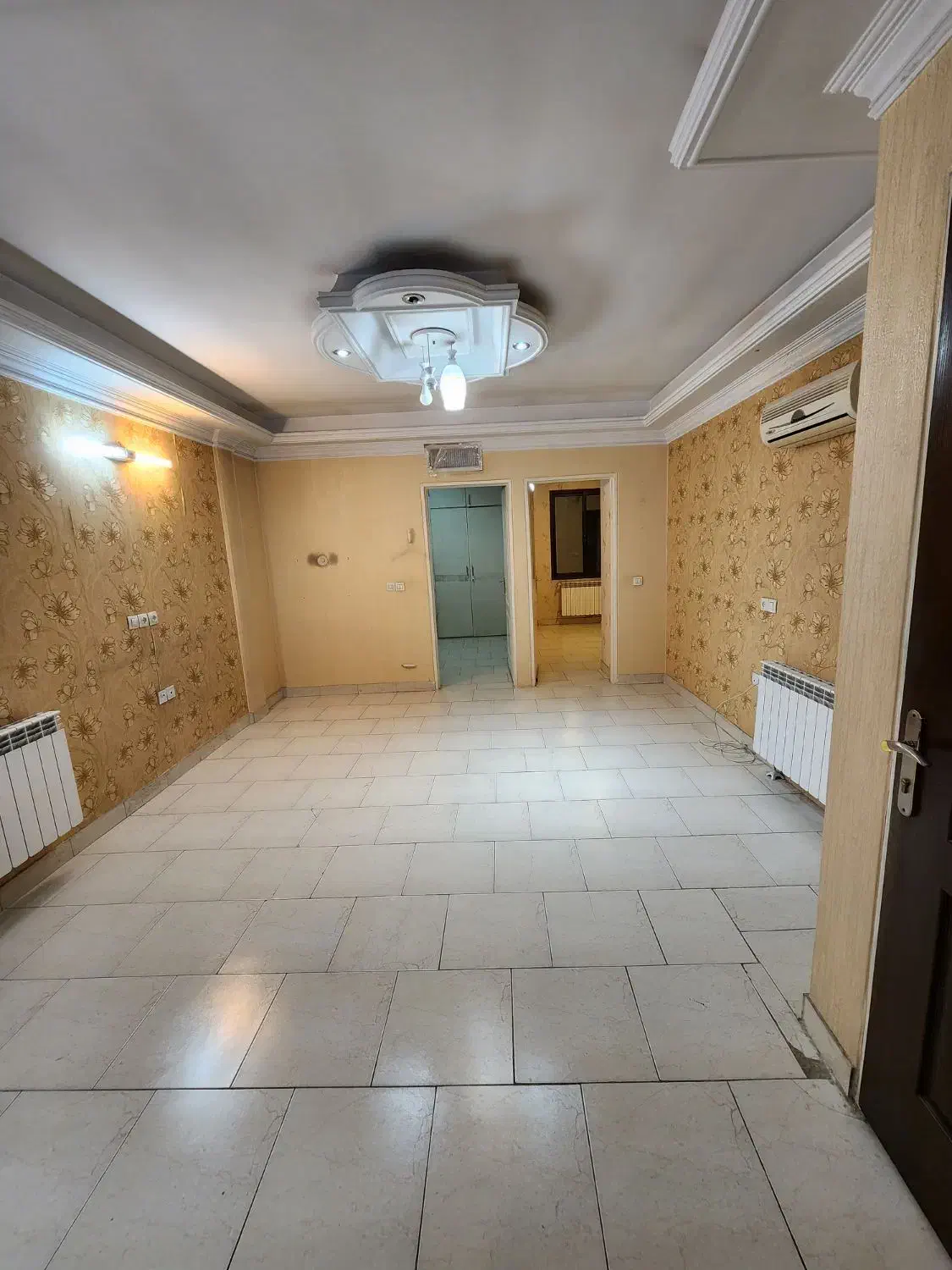 اجاره آپارتمان دو خوابه خیابان کرمان