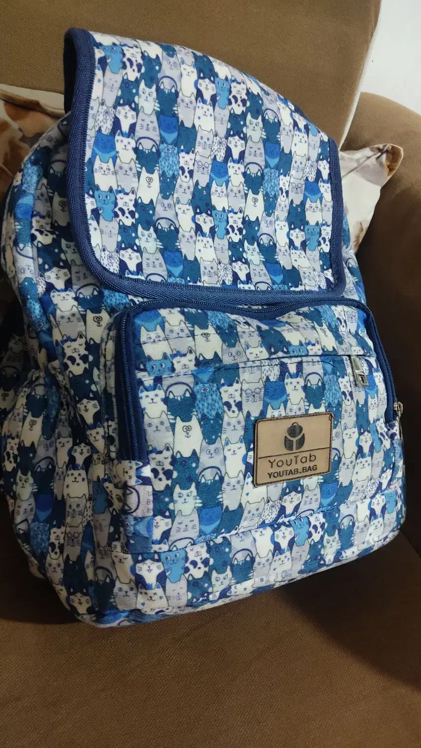 دو عدد کیف مدرسه جنس عالی درحدنو|کیف، کفش، کمربند|نیشابور, پنجراه|دیوار