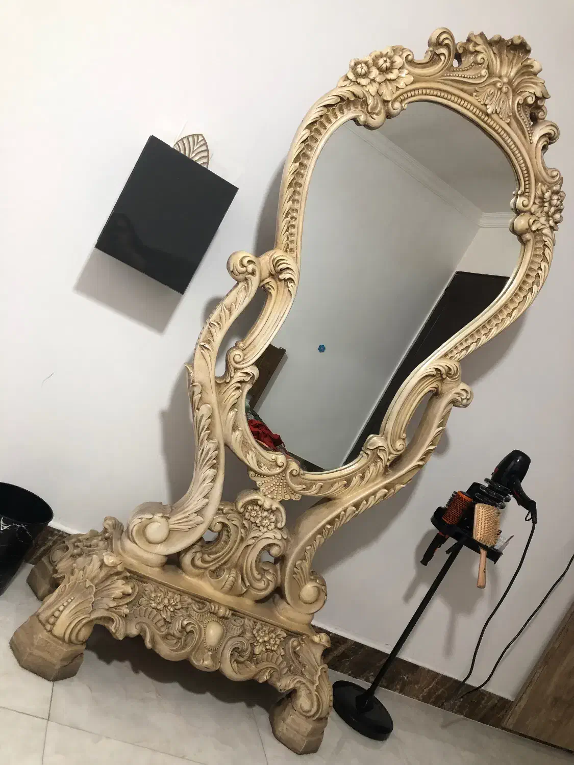 آینه شیک|آینه|ساری, |دیوار