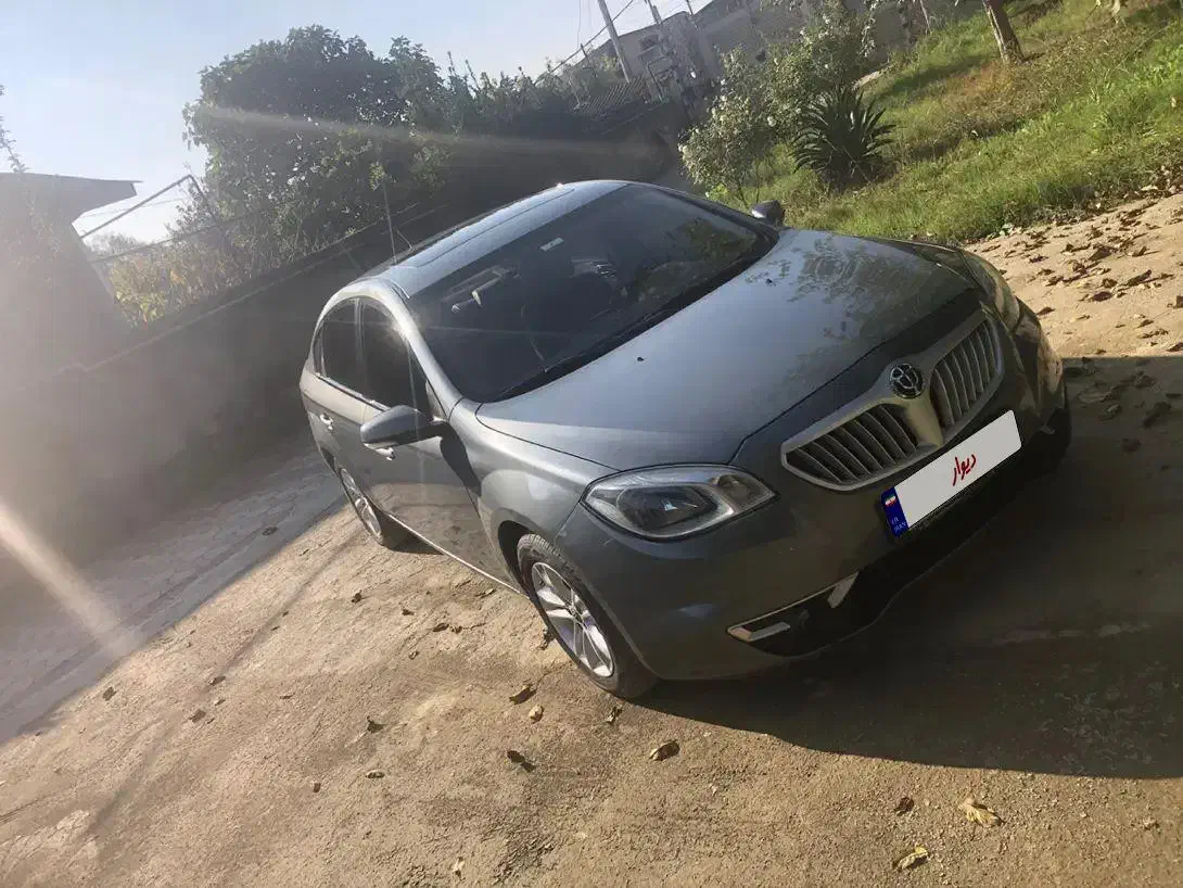 برلیانس ۳۳۰ مدل ۱۳۹۶|خودرو سواری و وانت|جویبار, |دیوار