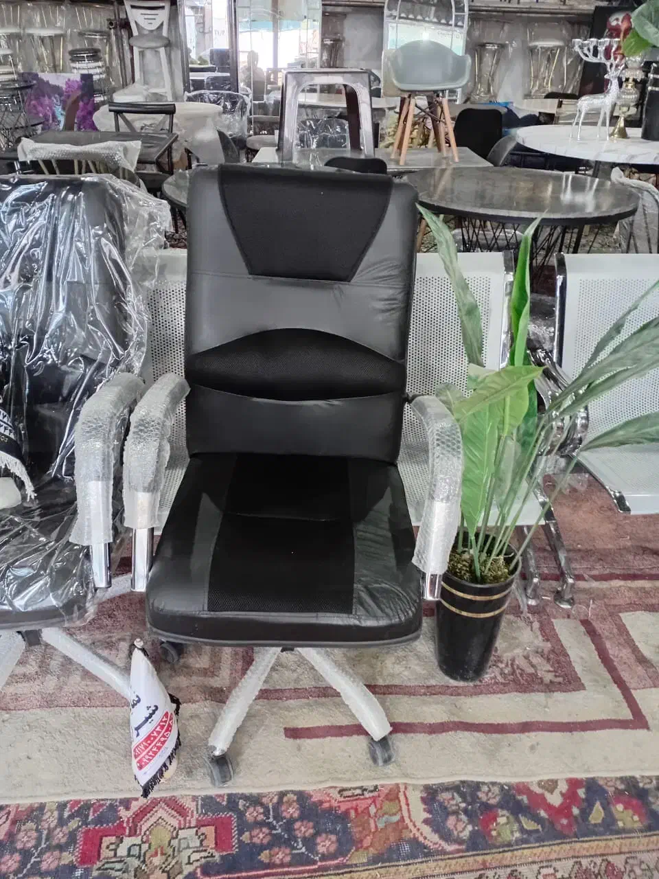 پخش صندلی مدیریت چرم جک دار سفارشی ( تک و عمده)|صندلی و نیمکت|شیراز, وزیرآباد|دیوار