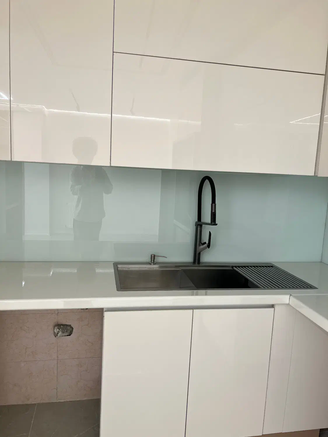 ۸۰متر آپارتمان شیک در سعادت اباد