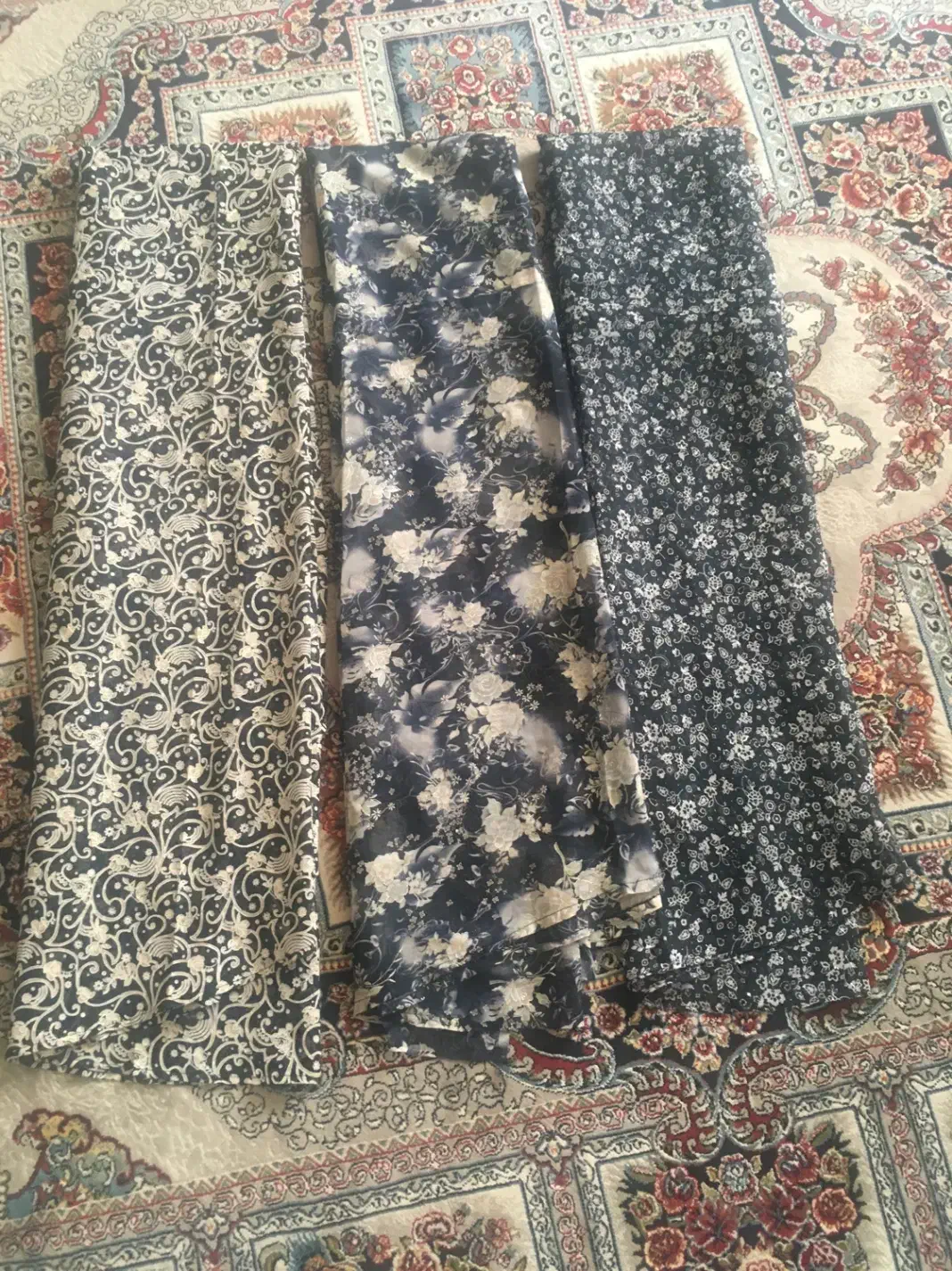 چادر مجلسی قد۱۷۰|لباس|ری, شهید غیوری (ابن باویه)|دیوار