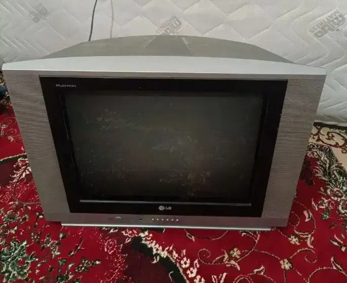 تلویزیون ال جی 21 اینچ اسلیم فلت و دیجیتال|تلویزیون و پروژکتور|کرمان, |دیوار