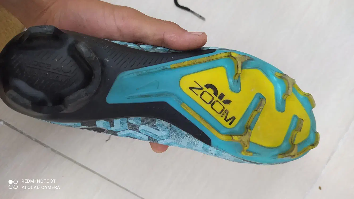 کفش فوتبال نایک ایرزوم|کیف، کفش، کمربند|هشتگرد, هشتگرد قدیم|دیوار