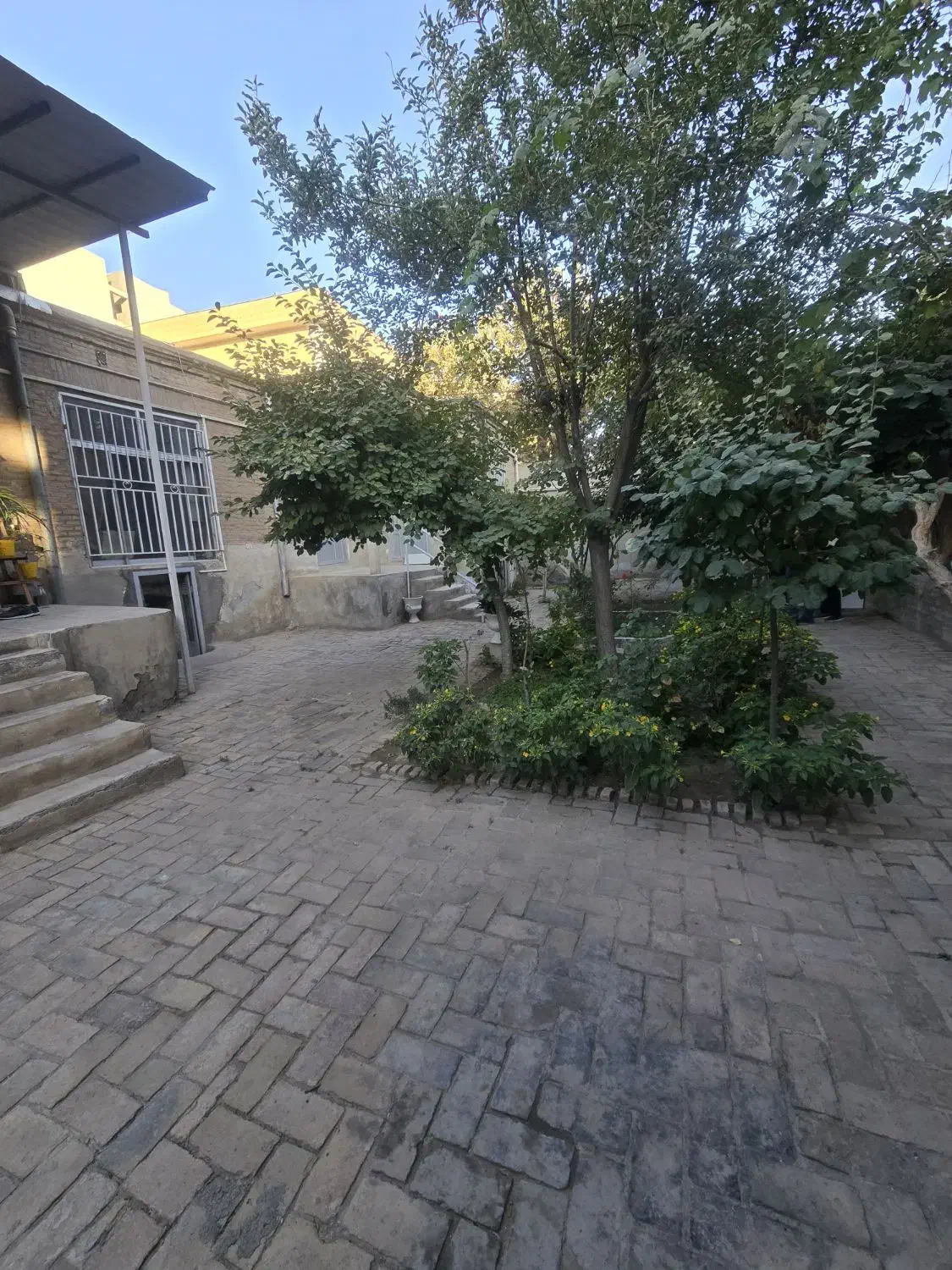 ویلایی 2طبقه بنا/سند ملکی|فروش خانه و ویلا|مشهد, عنصری|دیوار