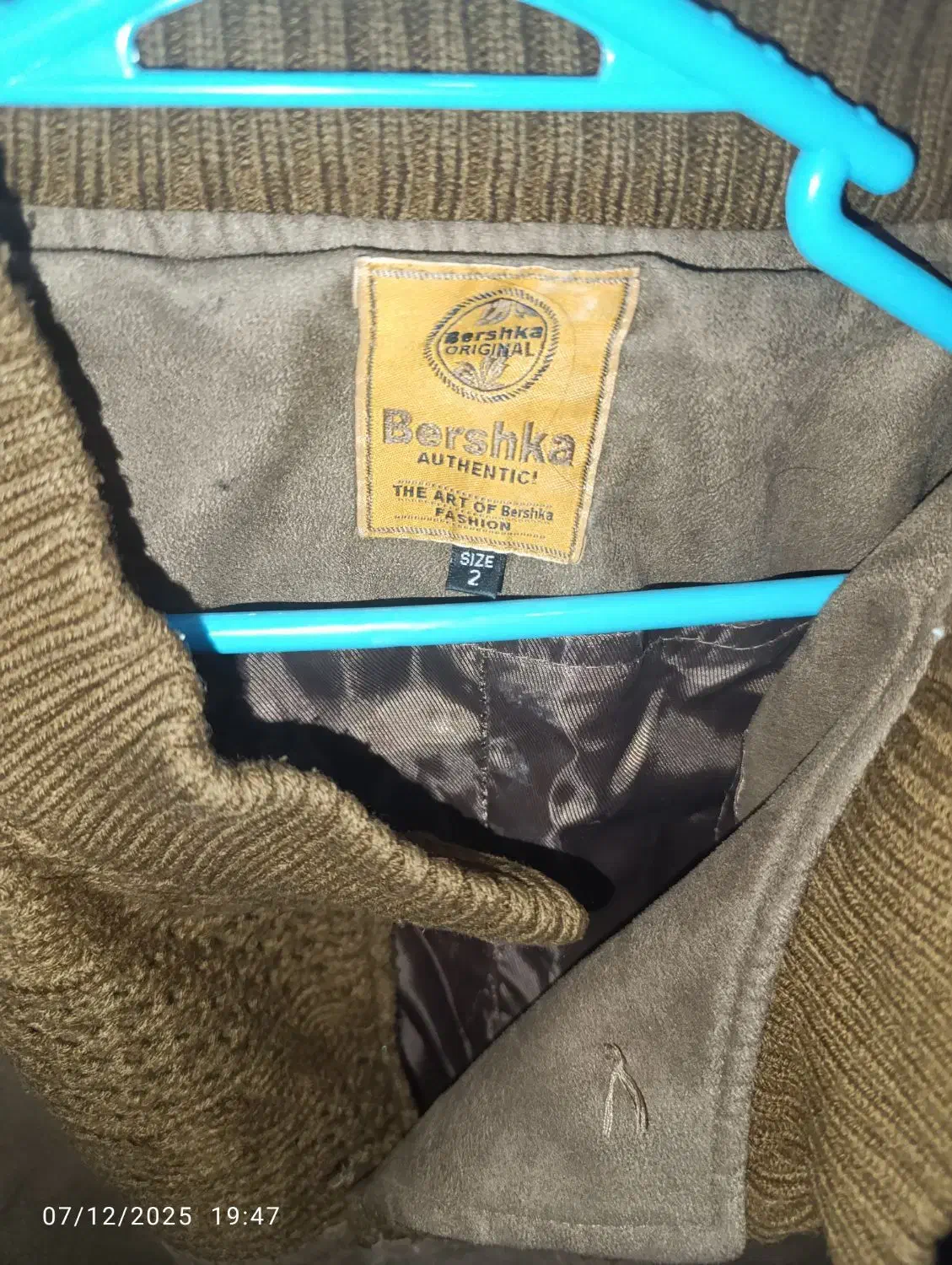 کت گرم|لباس|بجنورد, |دیوار