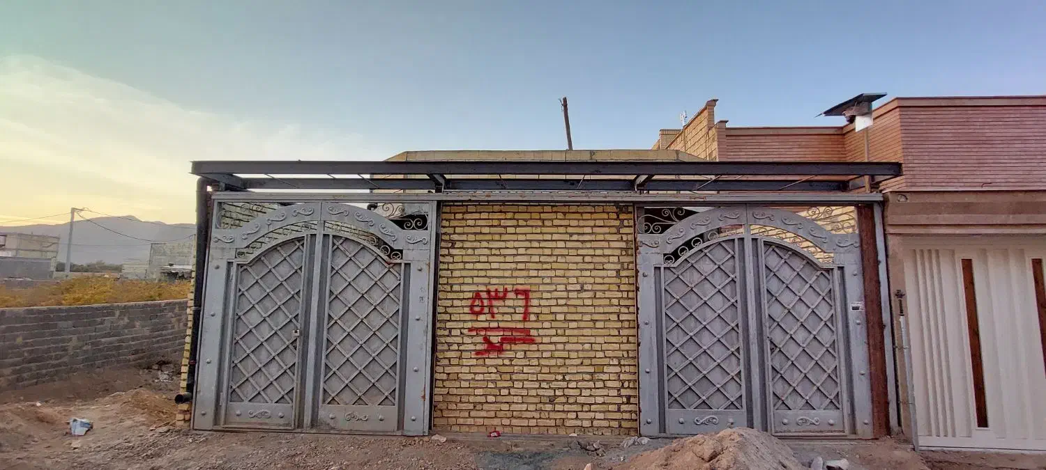 درب خانه ریلی|مصالح و تجهیزات ساختمان|شهرضا, |دیوار